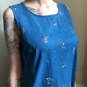 Vintage Robbie Bee denim maxi dress with floral embroidery!